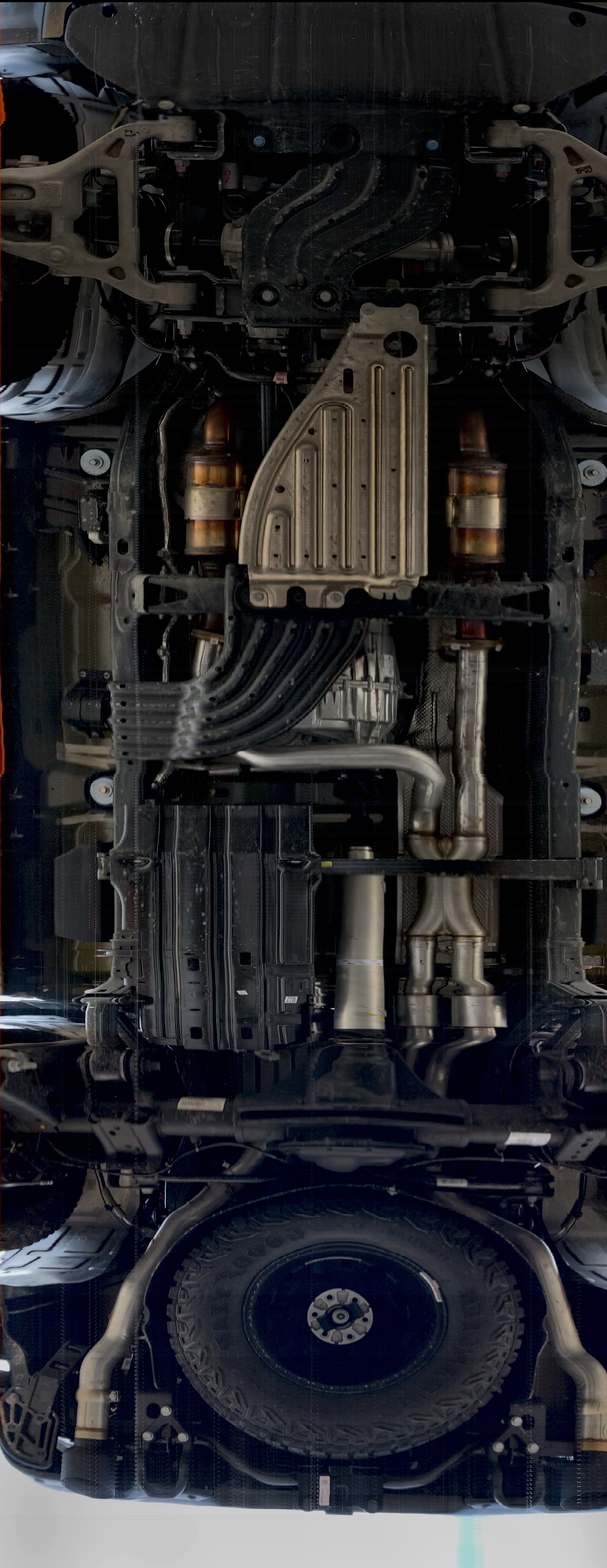 Vehicle undercarriage