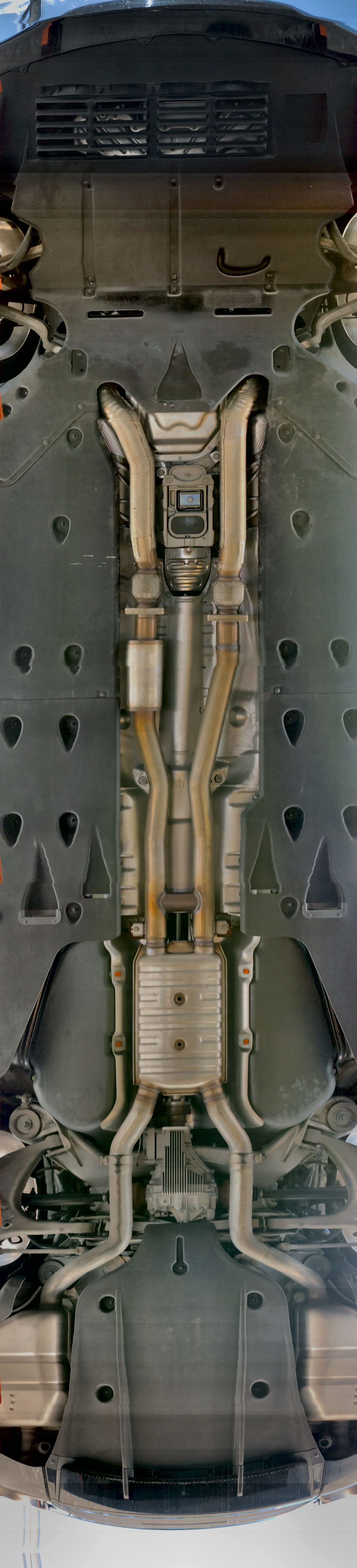 Vehicle undercarriage