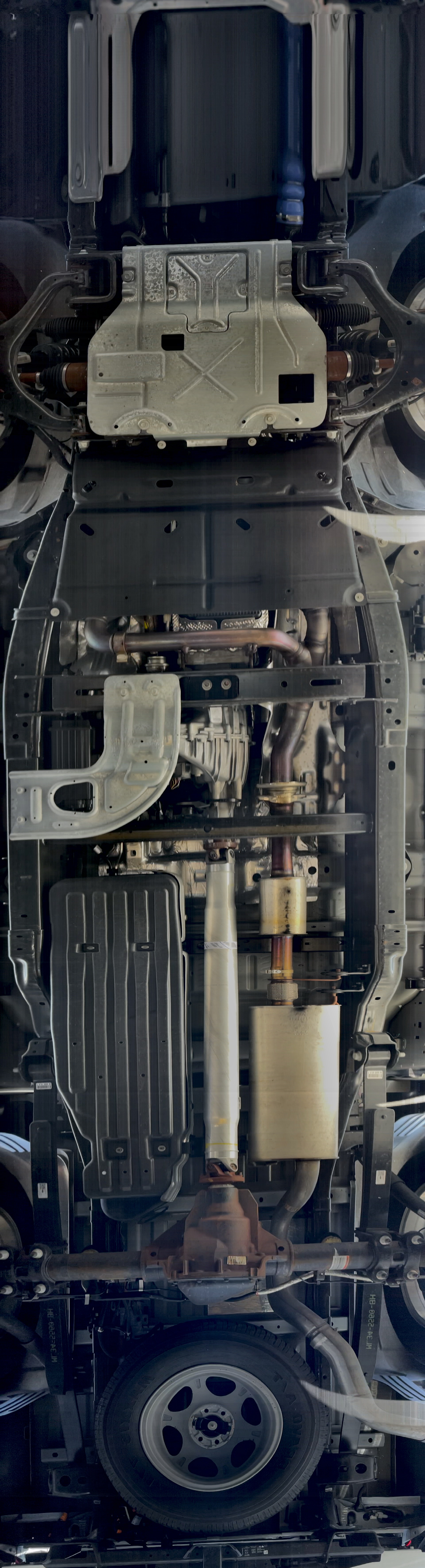 Vehicle undercarriage