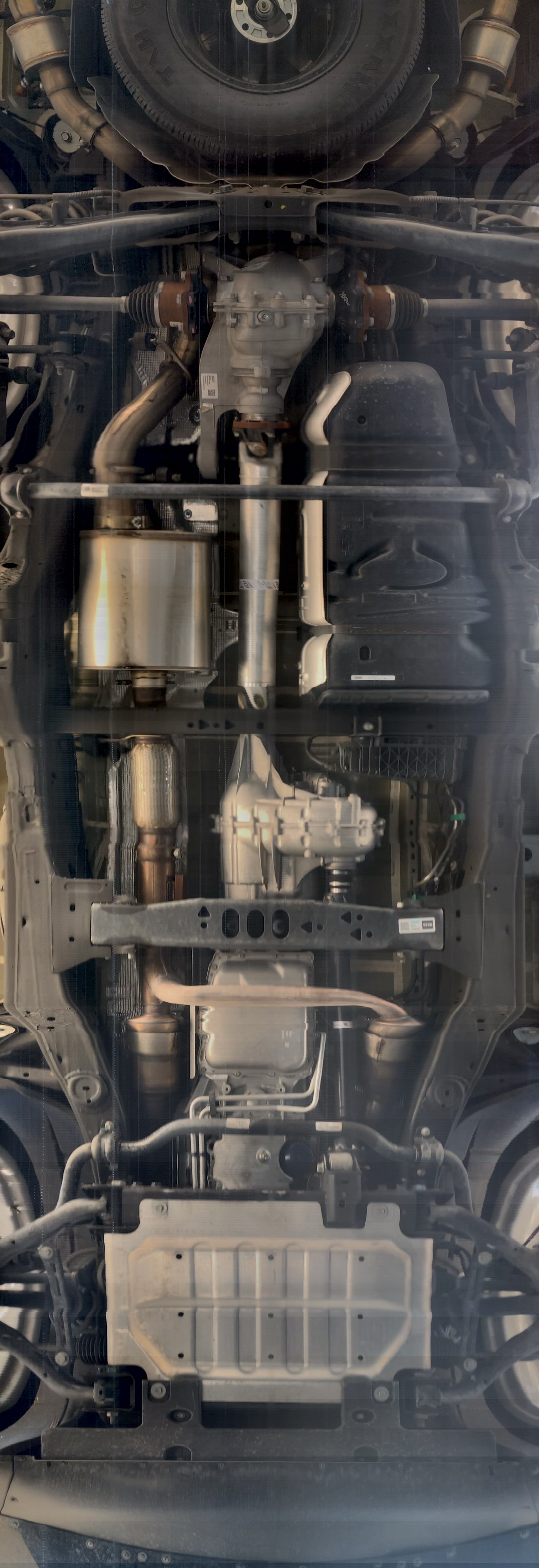 Vehicle undercarriage