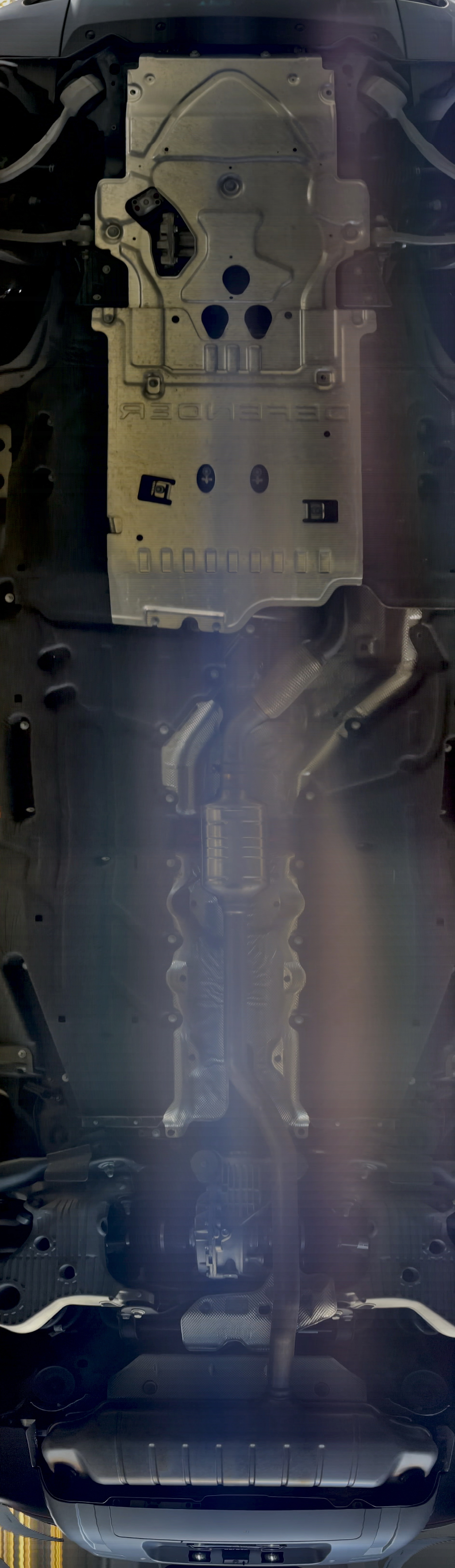 Vehicle undercarriage