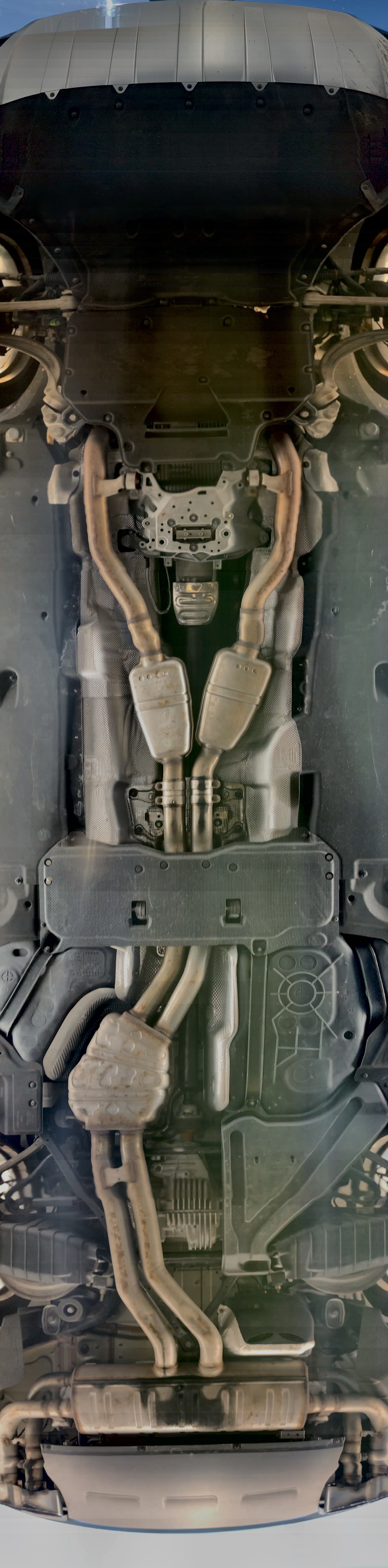 Vehicle undercarriage