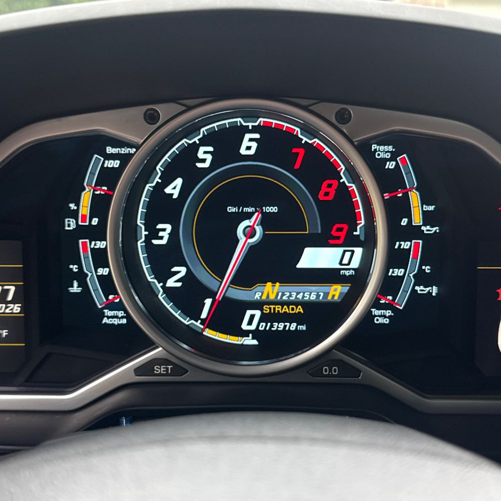 2013 Lamborghini Aventador LP 700-4