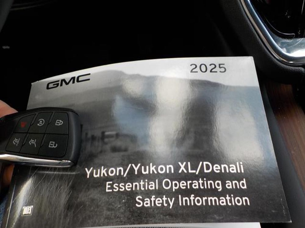 2025 GMC Yukon XL Denali