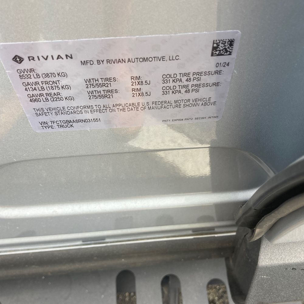 2024 Rivian R1T Adventure Dual-Motor