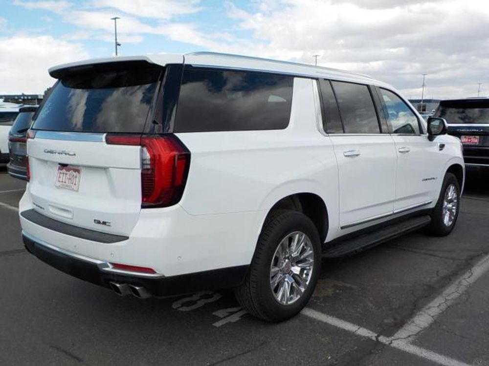 2025 GMC Yukon XL Denali