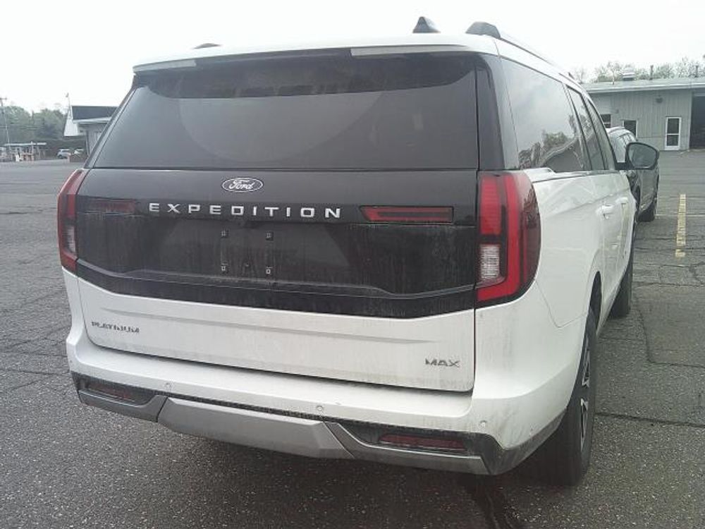 2025 Ford Expedition Max Platinum
