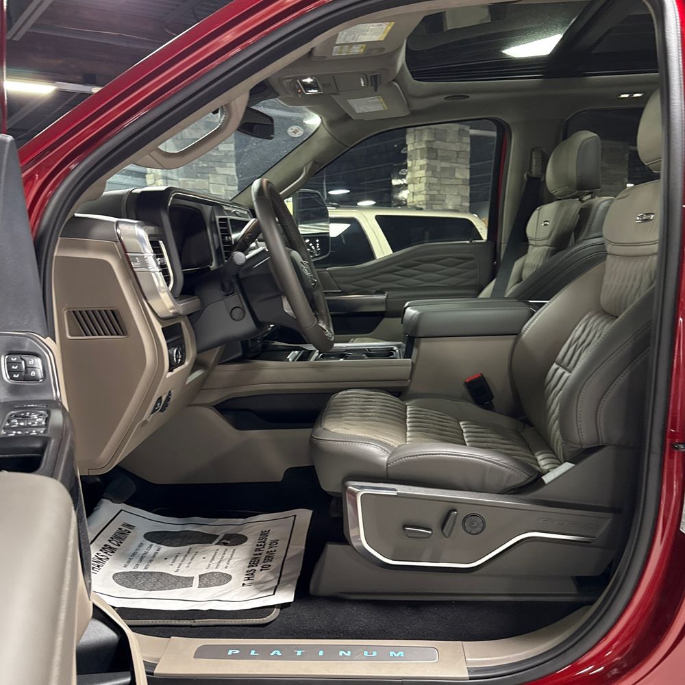 2025 Ford F-350 Super Duty Platinum