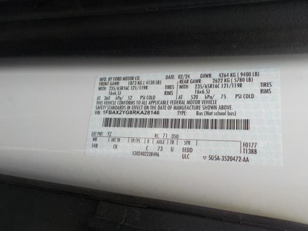 2024 Ford Transit Passenger Wagon XLT