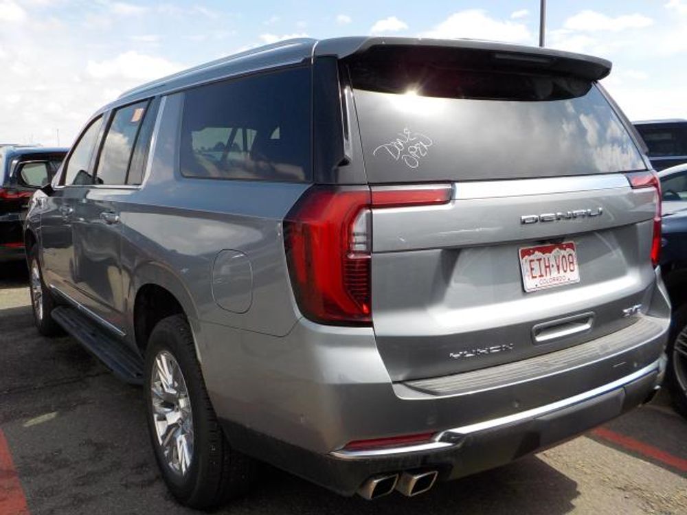 2025 GMC Yukon XL Denali