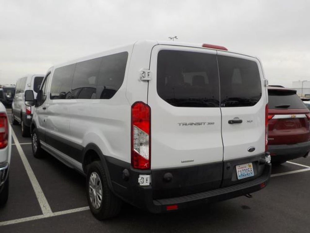 2024 Ford Transit Passenger Wagon XLT