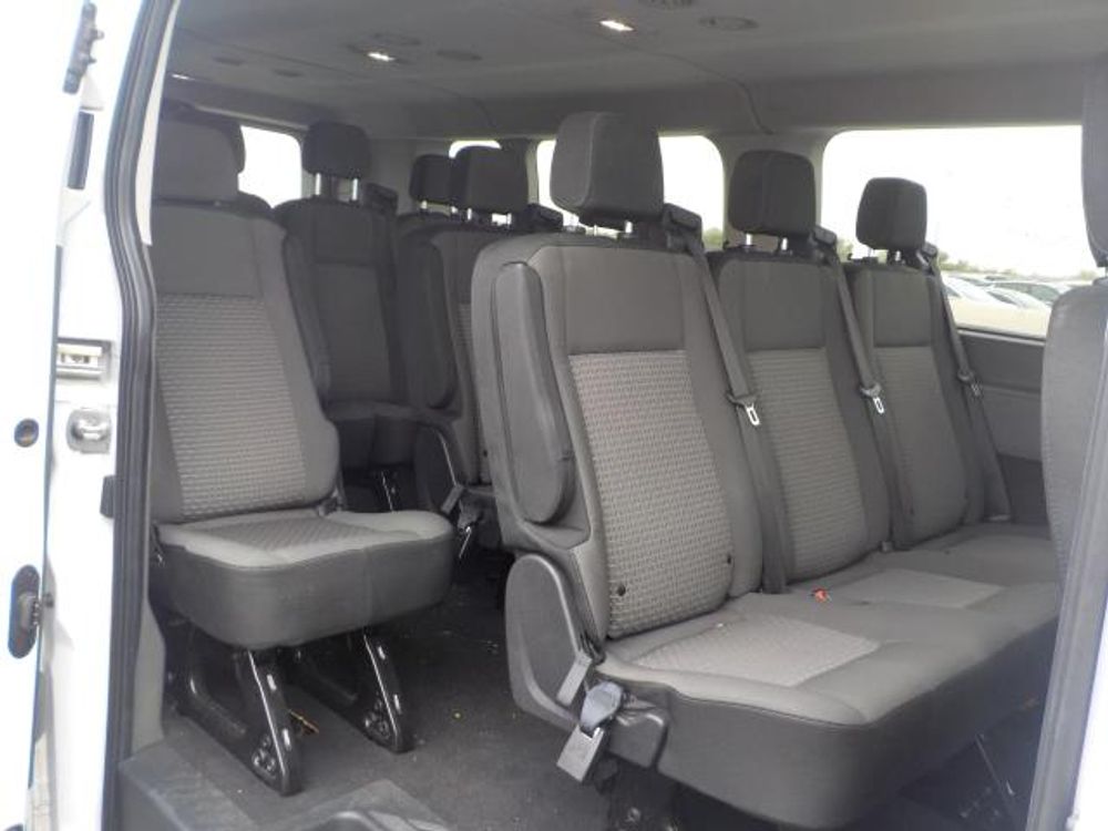2024 Ford Transit Passenger Wagon XLT
