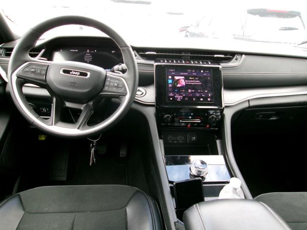 2025 Jeep Grand Cherokee