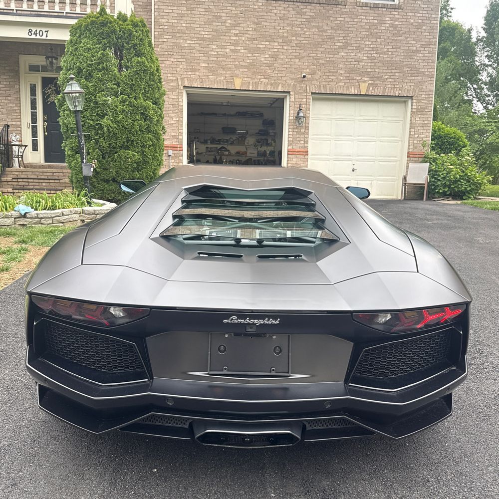 2013 Lamborghini Aventador LP 700-4