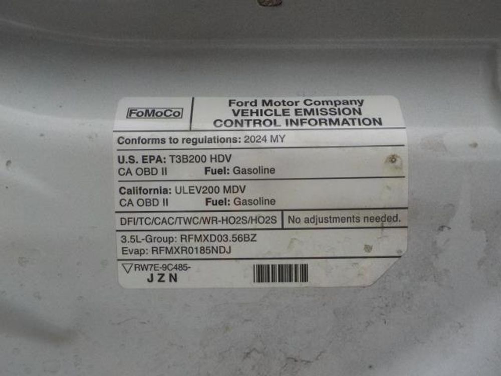 2024 Ford Transit Passenger Wagon XLT