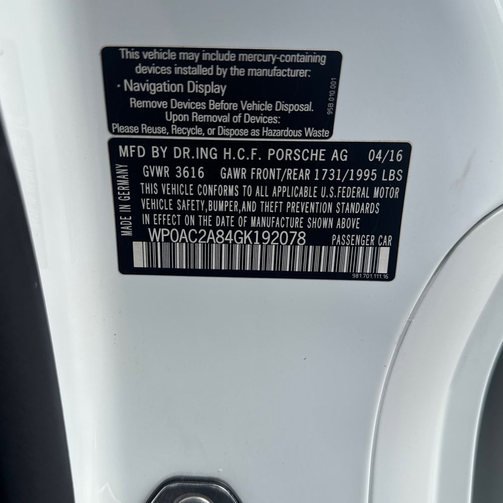 2016 Porsche Cayman GT4