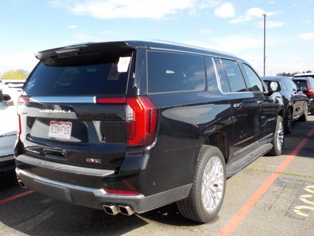 2025 GMC Yukon XL Denali