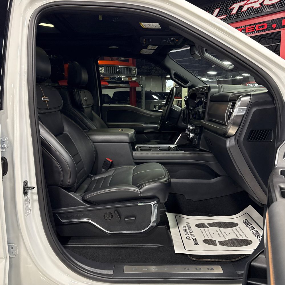 2024 Ford F-250 Super Duty Platinum