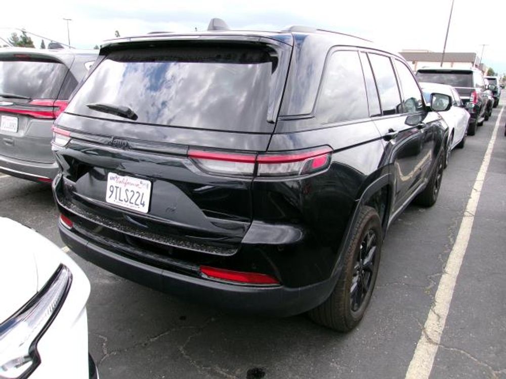2025 Jeep Grand Cherokee