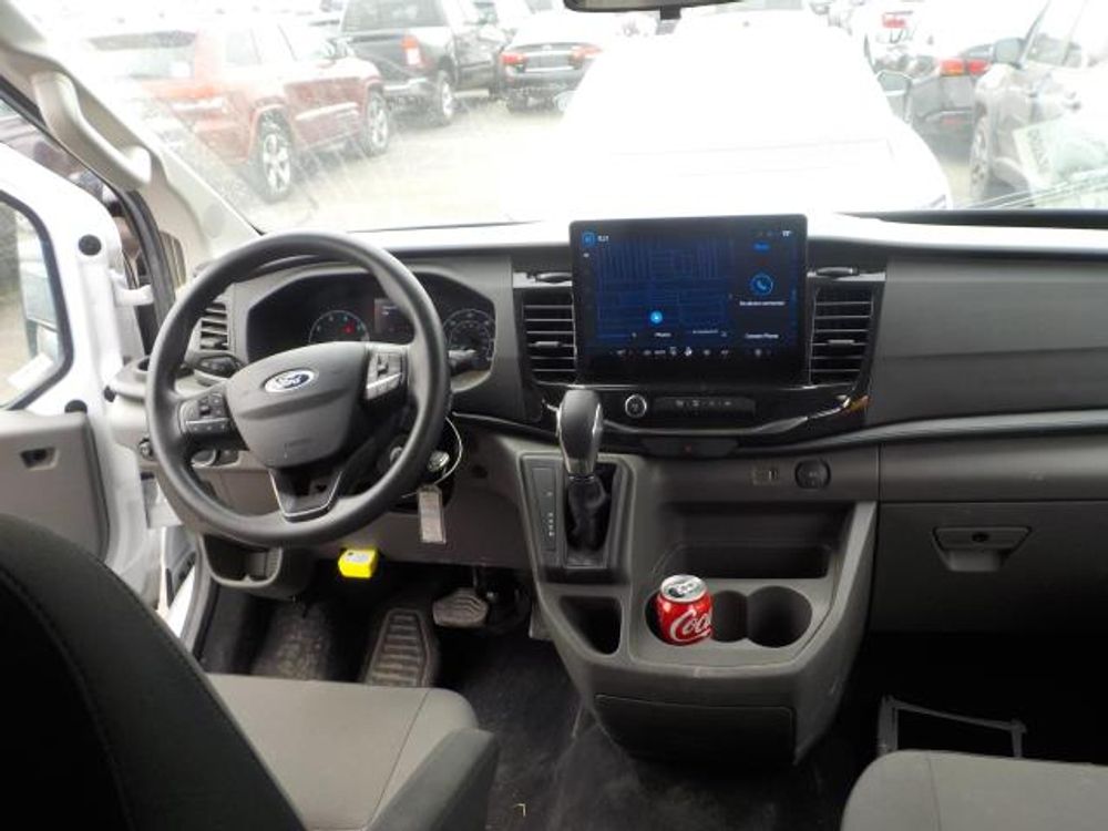 2024 Ford Transit Passenger Wagon XLT
