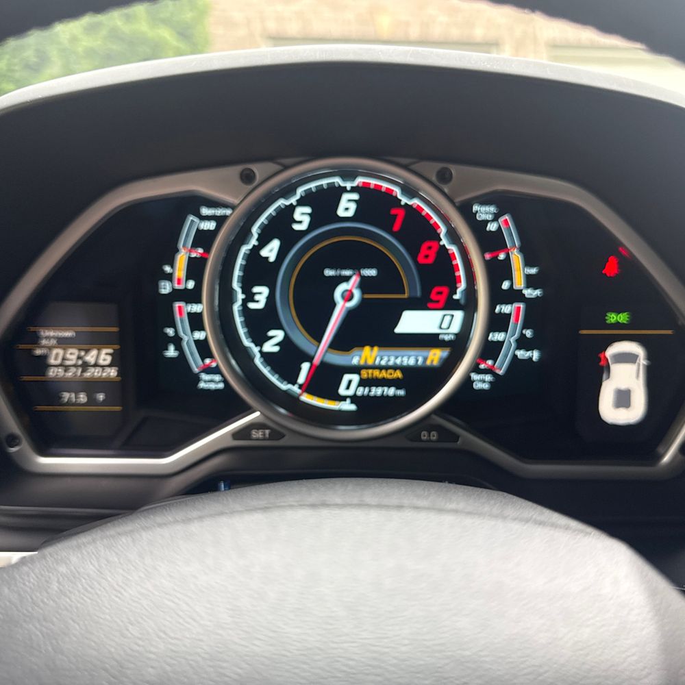 2013 Lamborghini Aventador LP 700-4