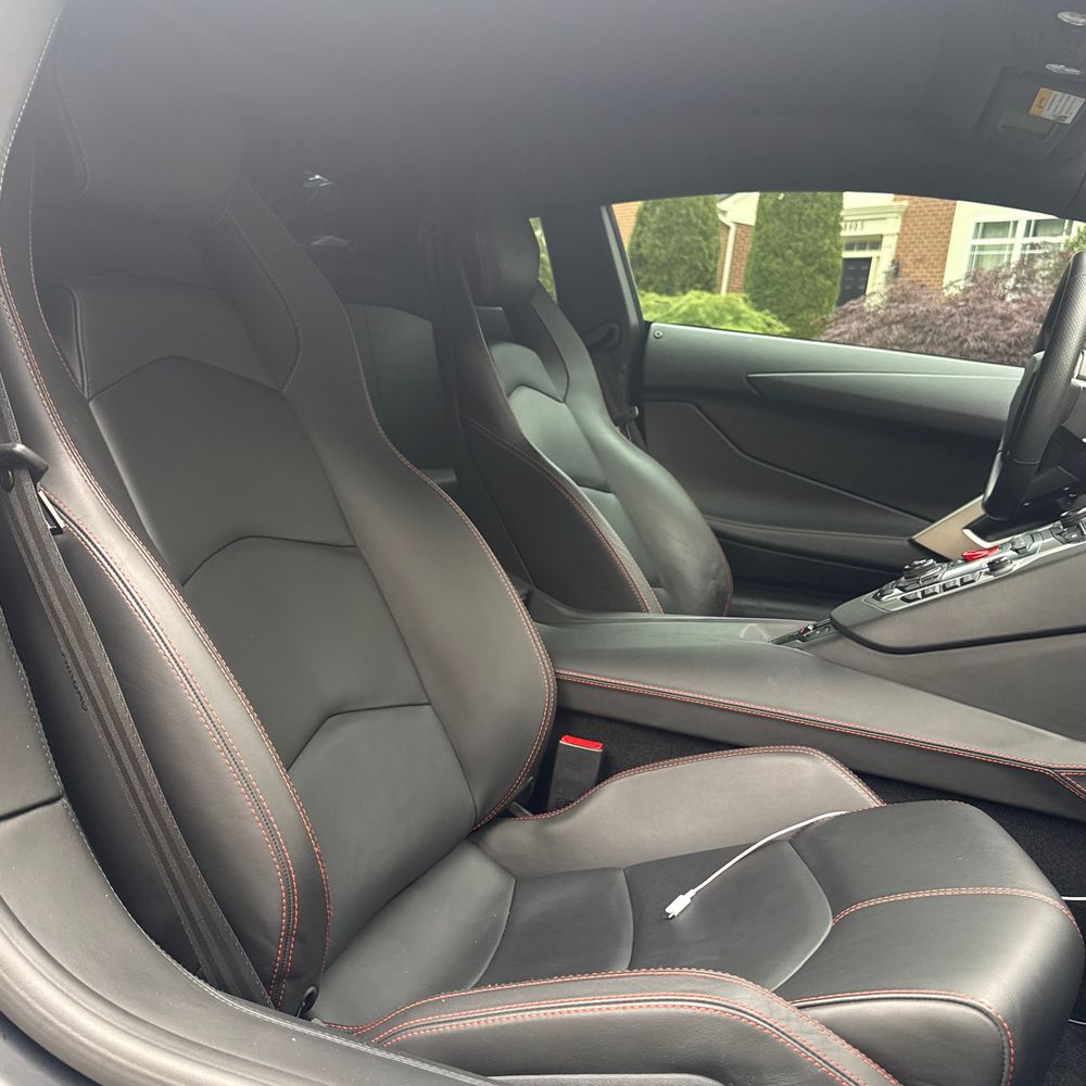 2013 Lamborghini Aventador LP 700-4