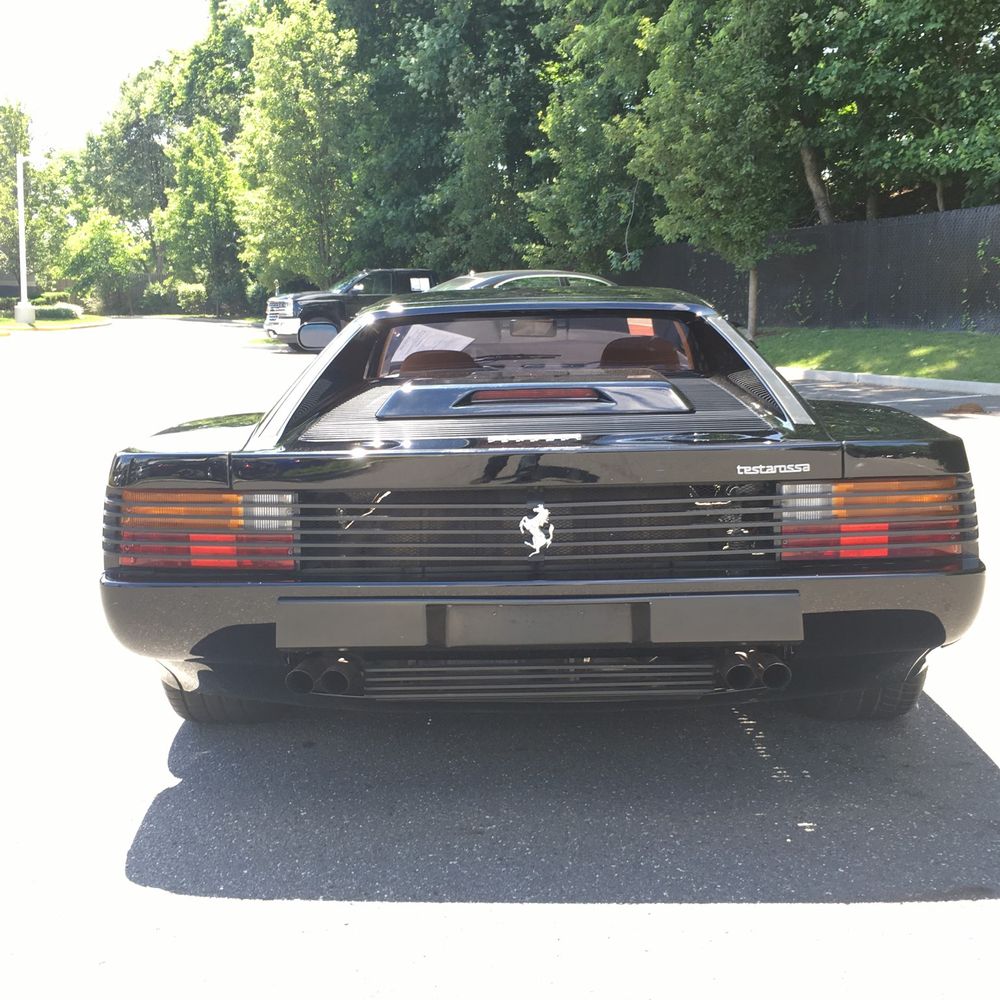 1986 Ferrari Testarossa Flying Mirror