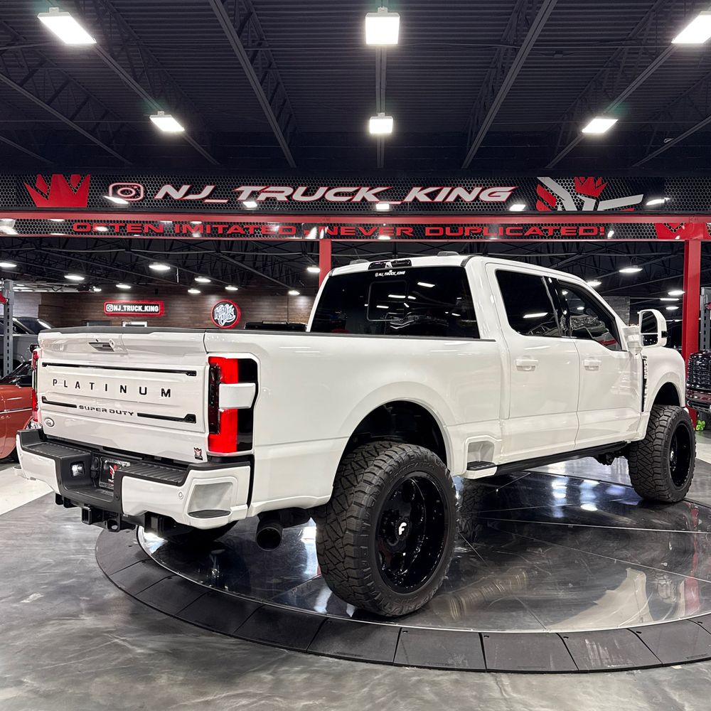 2024 Ford F-250 Super Duty Platinum