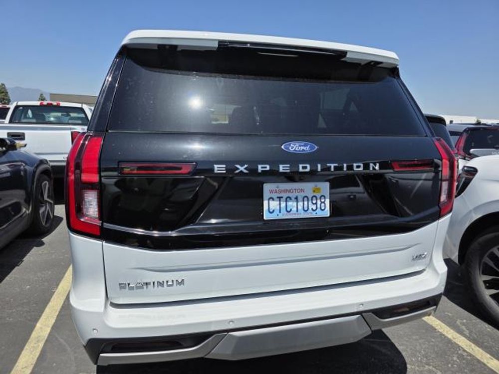 2025 Ford Expedition Max Platinum