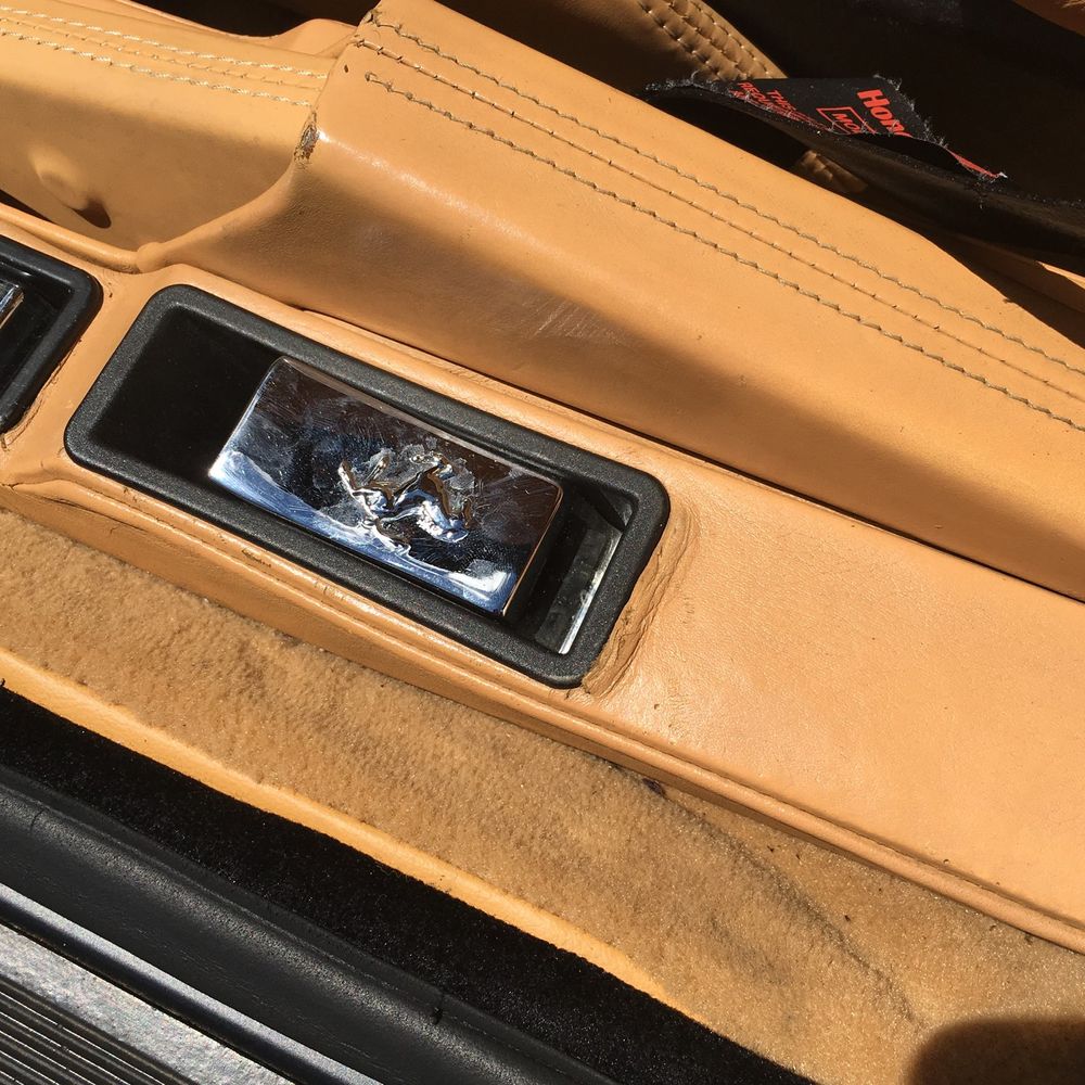1986 Ferrari Testarossa Flying Mirror