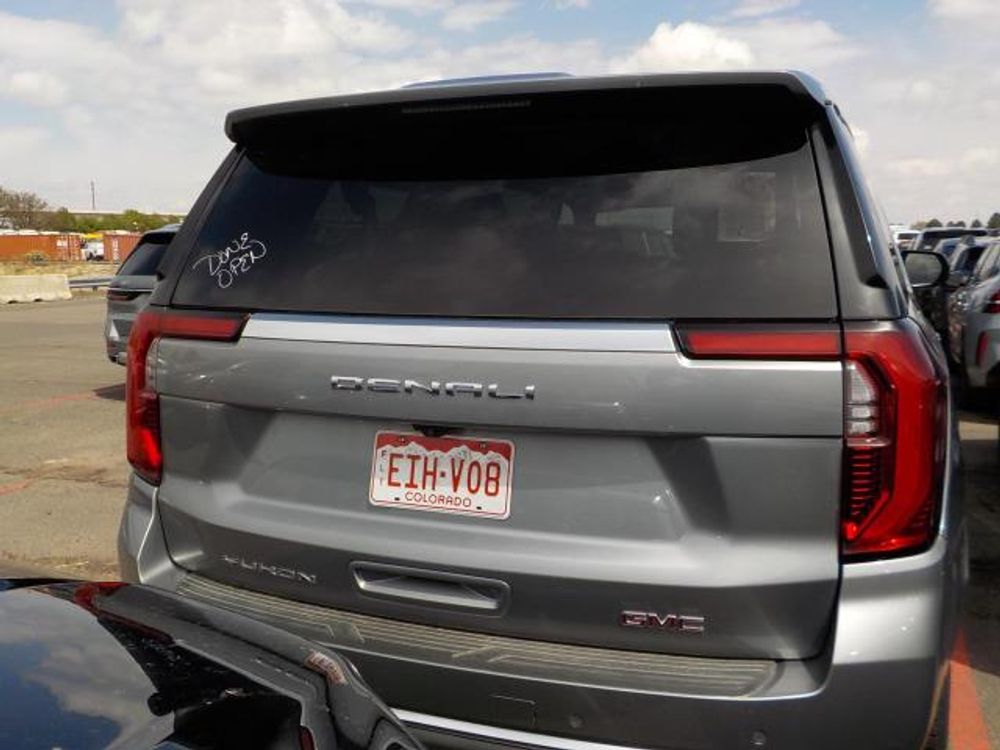 2025 GMC Yukon XL Denali