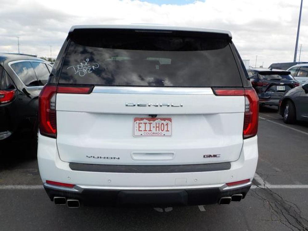 2025 GMC Yukon XL Denali