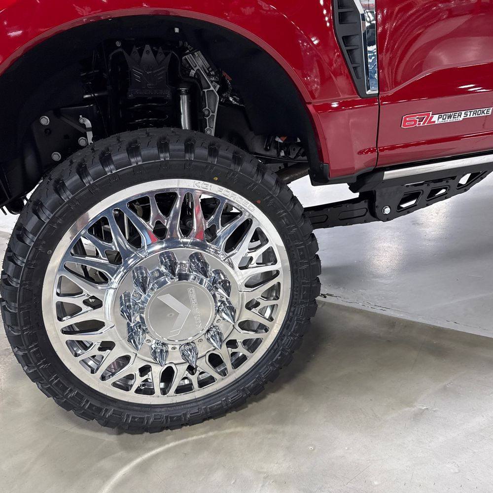 2025 Ford F-350 Super Duty Platinum