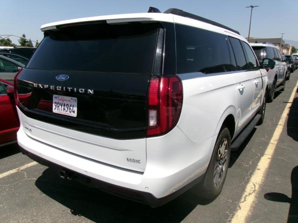 2025 Ford Expedition Max Active