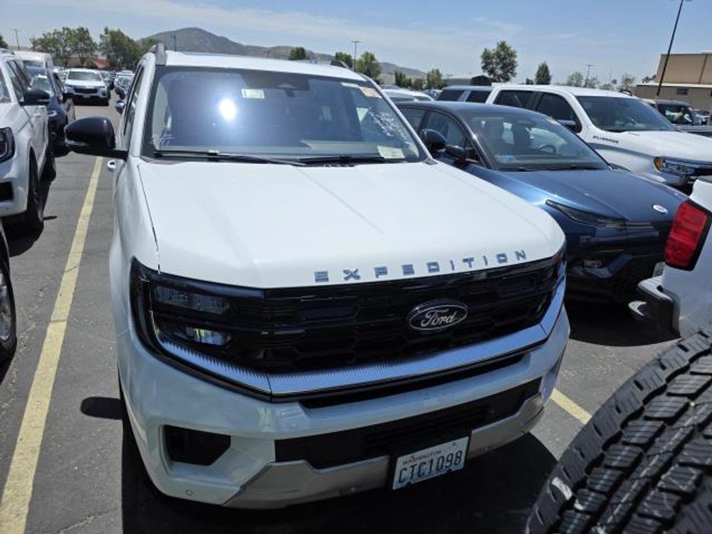 2025 Ford Expedition Max Platinum