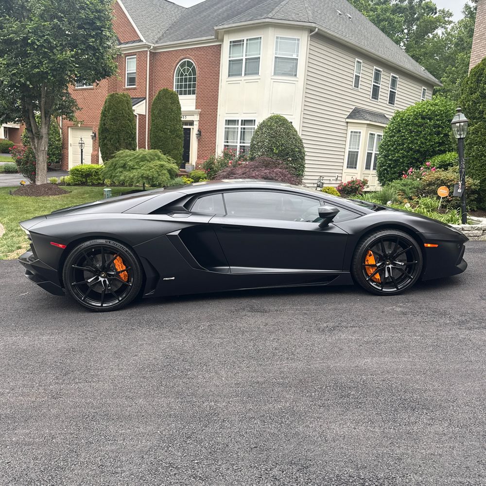 2013 Lamborghini Aventador LP 700-4