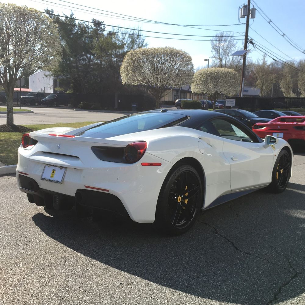2016 Ferrari 488 GTB
