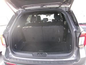 FORD EXPLORER ST-LINE - 6