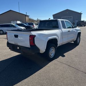 TOYOTA TACOMA SR - 5