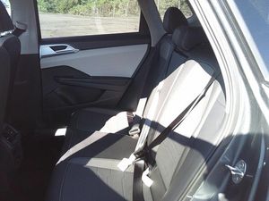 صورة 24 لـ 2025 Volkswagen TAOS SE