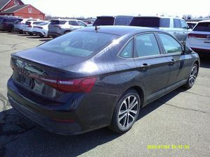 VOLKSWAGEN JETTA SPORT - 2