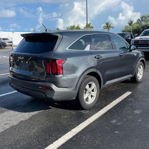 صورة 5 لـ 2023 KIA SORENTO LX
