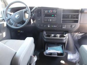 CHEVROLET EXPRESS PASSENGER LT - 4