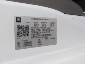 CHEVROLET EXPRESS - 7