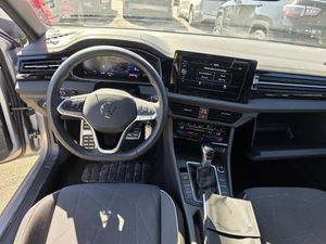 VOLKSWAGEN JETTA SPORT - 4