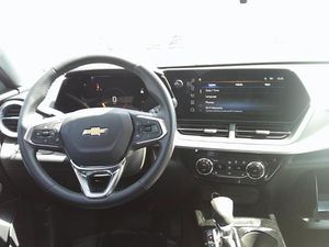 CHEVROLET TRAX LT - 4