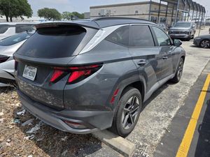 HYUNDAI TUCSON - 2