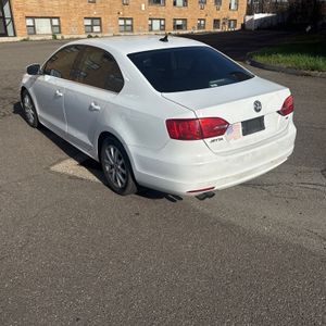 VOLKSWAGEN JETTA SE PZEV - 3