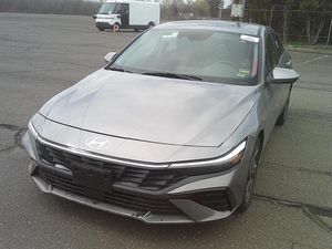 HYUNDAI ELANTRA SE - 1