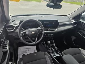 صورة 4 لـ 2025 Chevrolet TRAILBLAZER LT